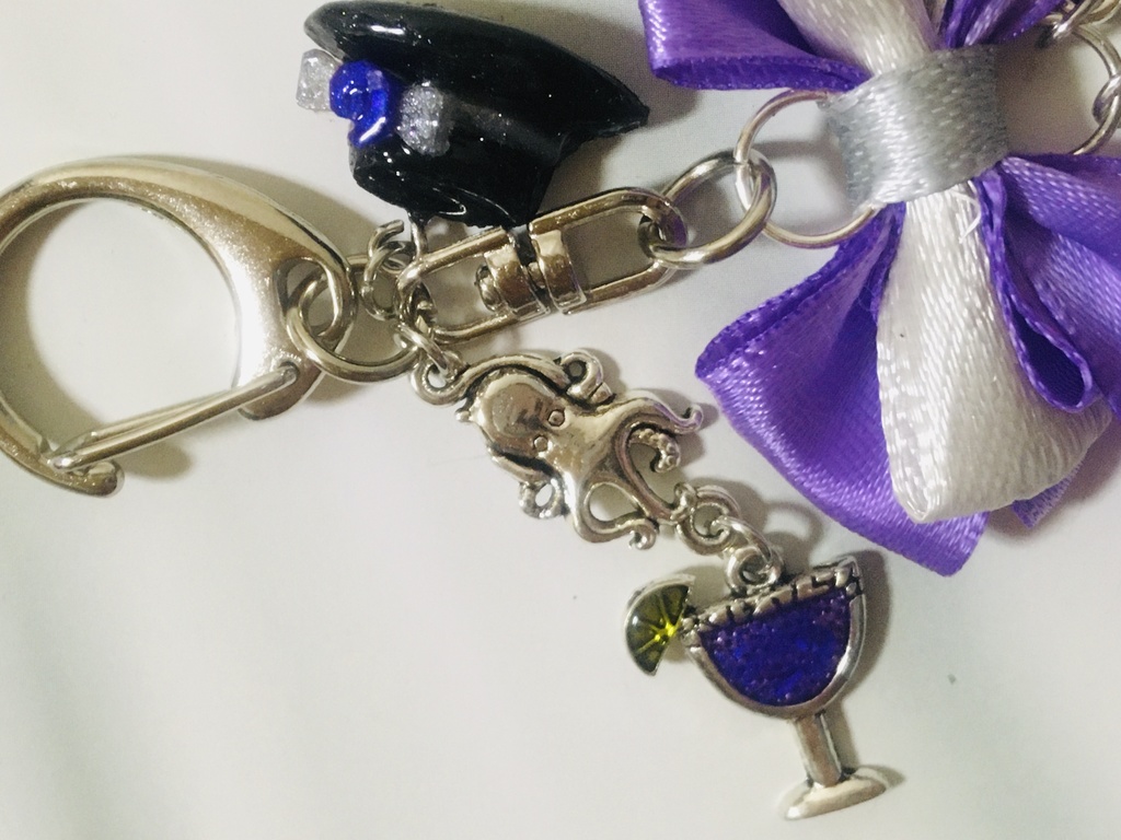 モストロラウンジモチーフ チャーム