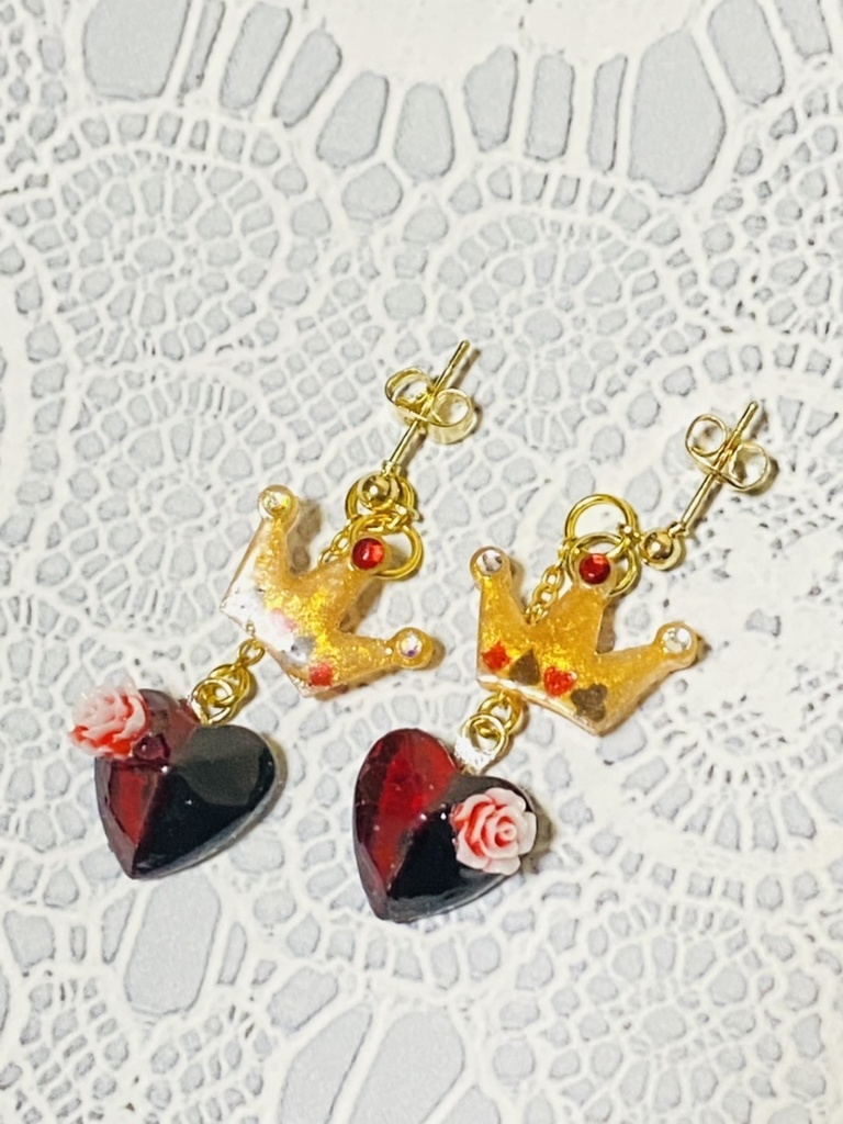 レジン ハートのピアス