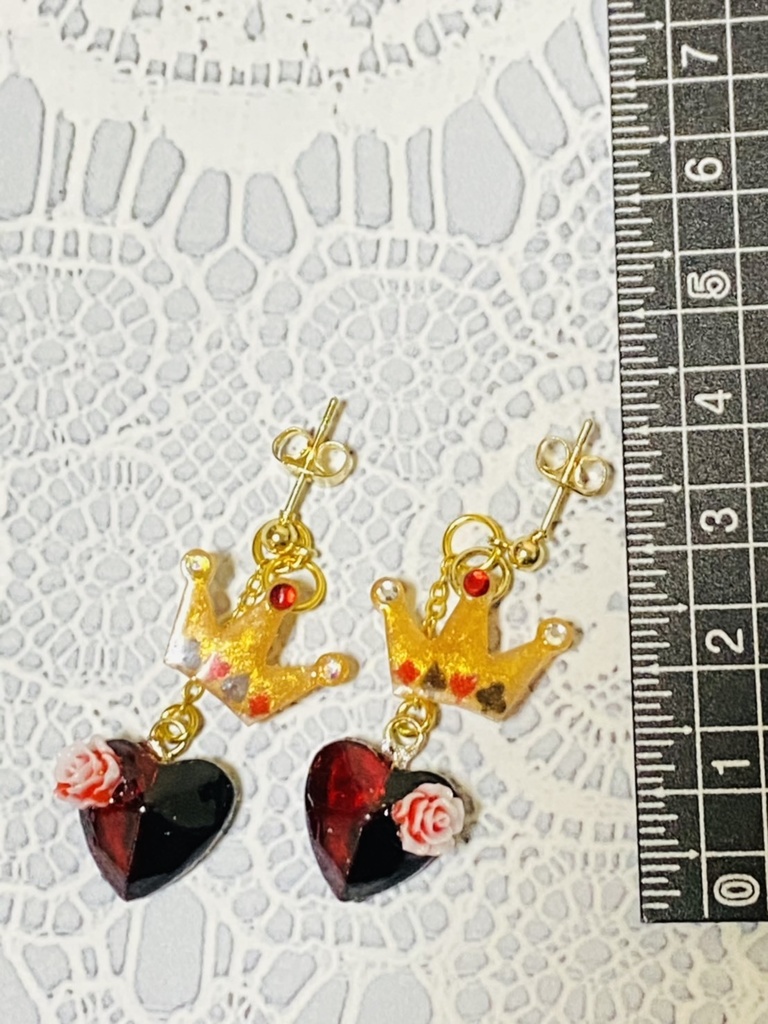 レジン ハートのピアス