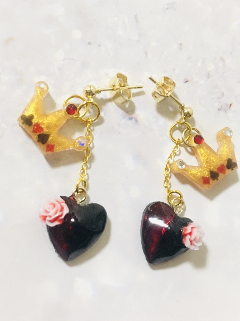 レジン ハートのピアス