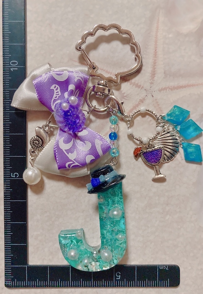 レジン「J」海のイニシャルチャーム