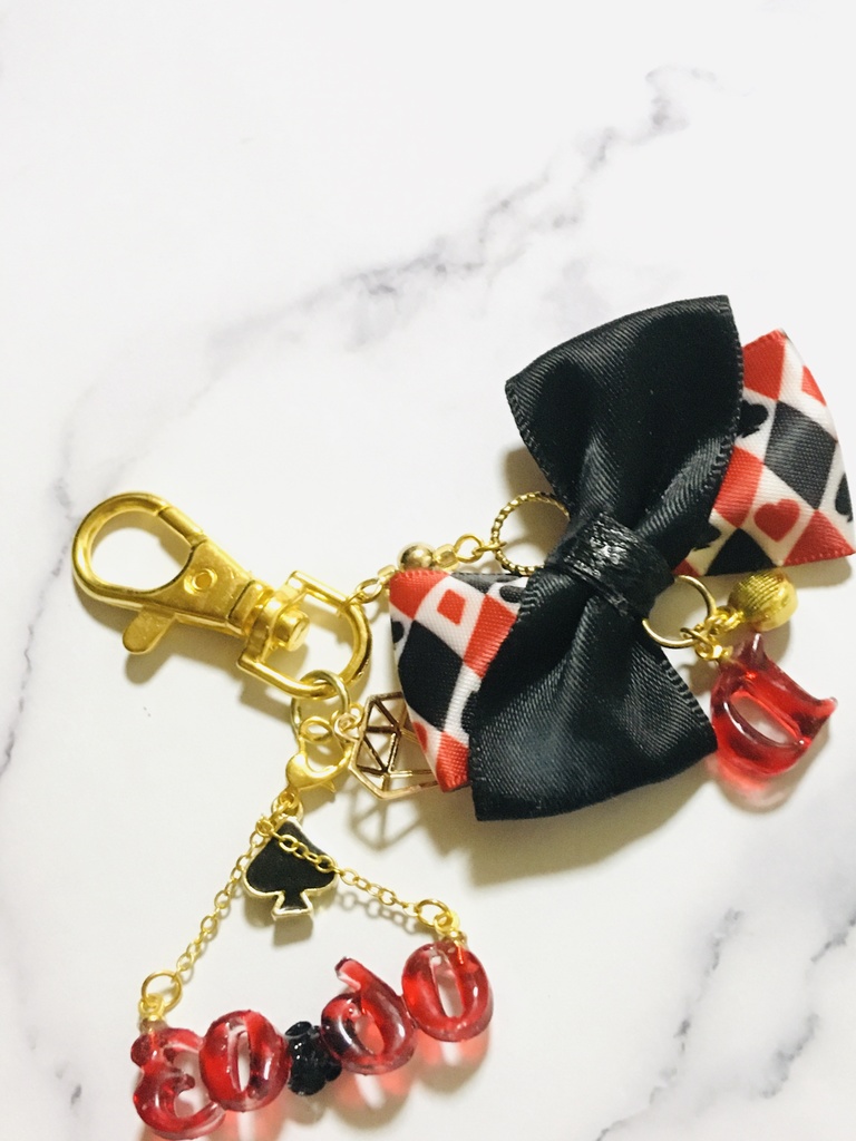 レジン 「D」リボンチャーム