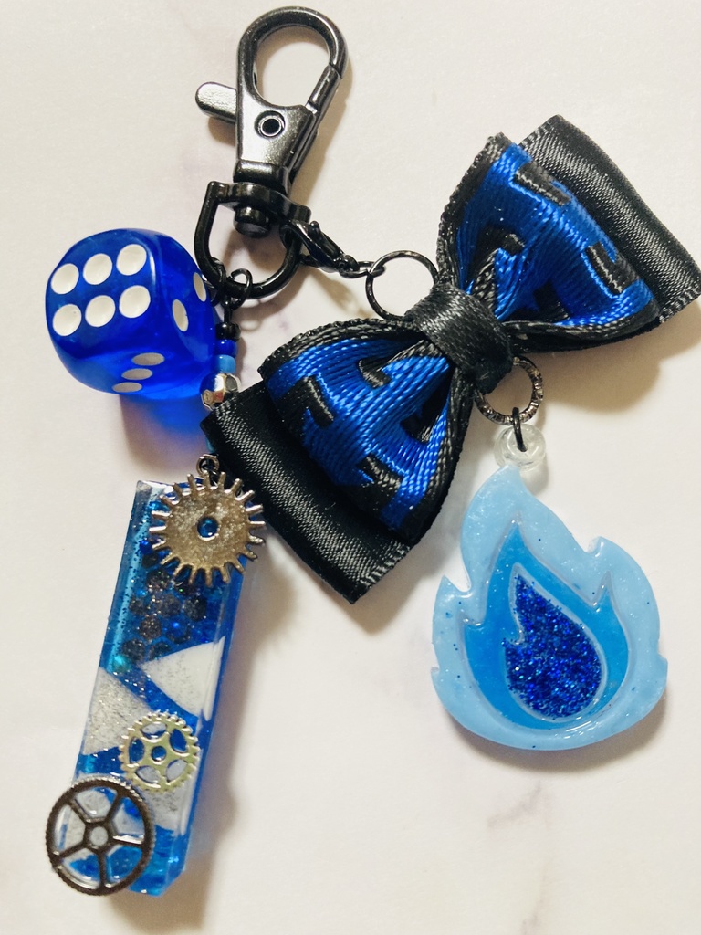 レジン「I」冥府のイニシャルチャーム