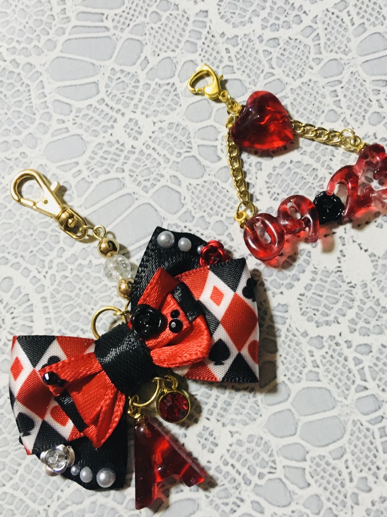 レジン「A」リボンチャーム