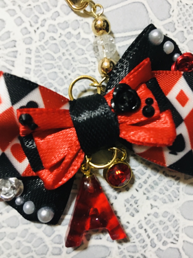 レジン「A」リボンチャーム