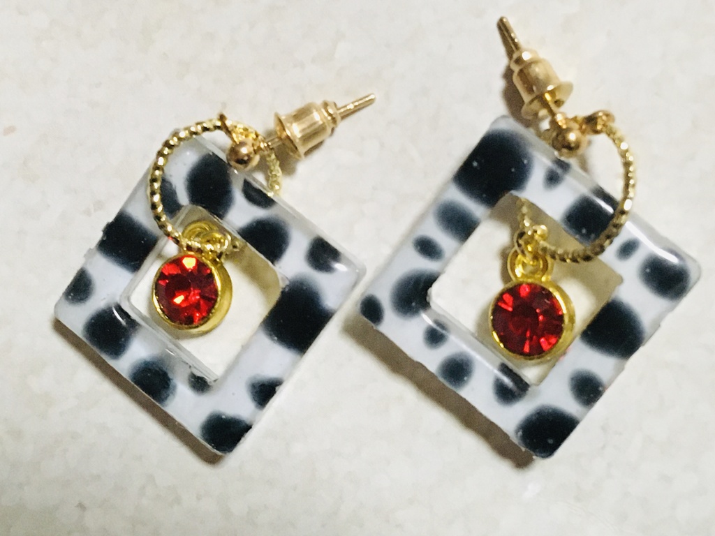 レジン ダルメシアン柄 ピアスorイヤリング