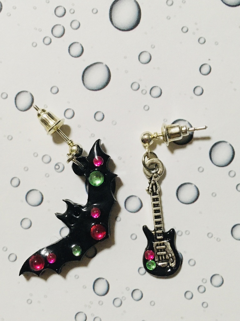 レジン コウモリとギターピアスorイヤリング
