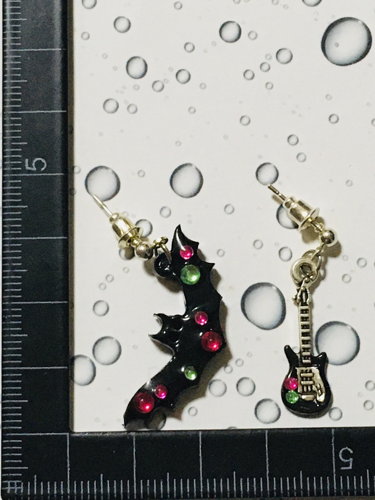 レジン コウモリとギターピアスorイヤリング