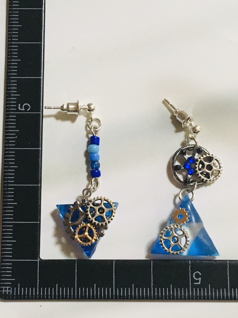 レジン 歯車のピアスorイヤリング