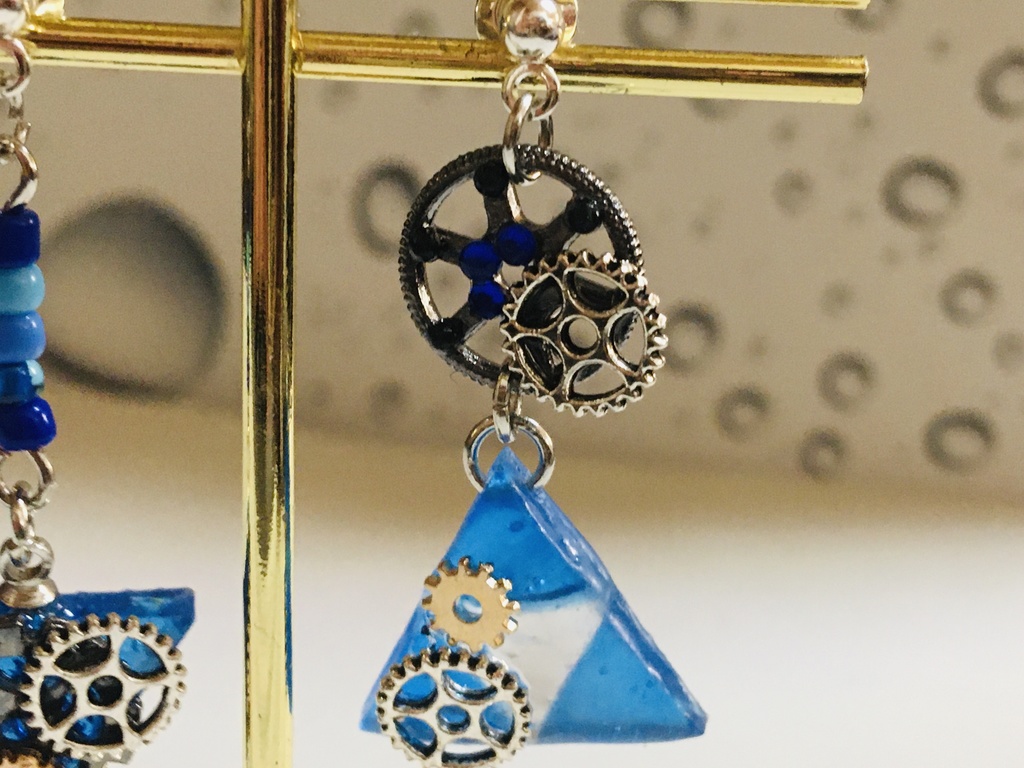 レジン 歯車のピアスorイヤリング