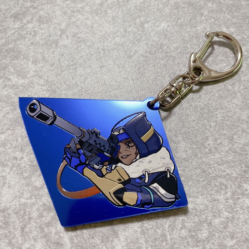 アクリルキーホルダー　アナ