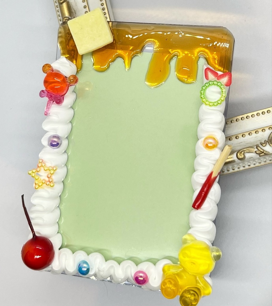 パンケーキ風トレカケース