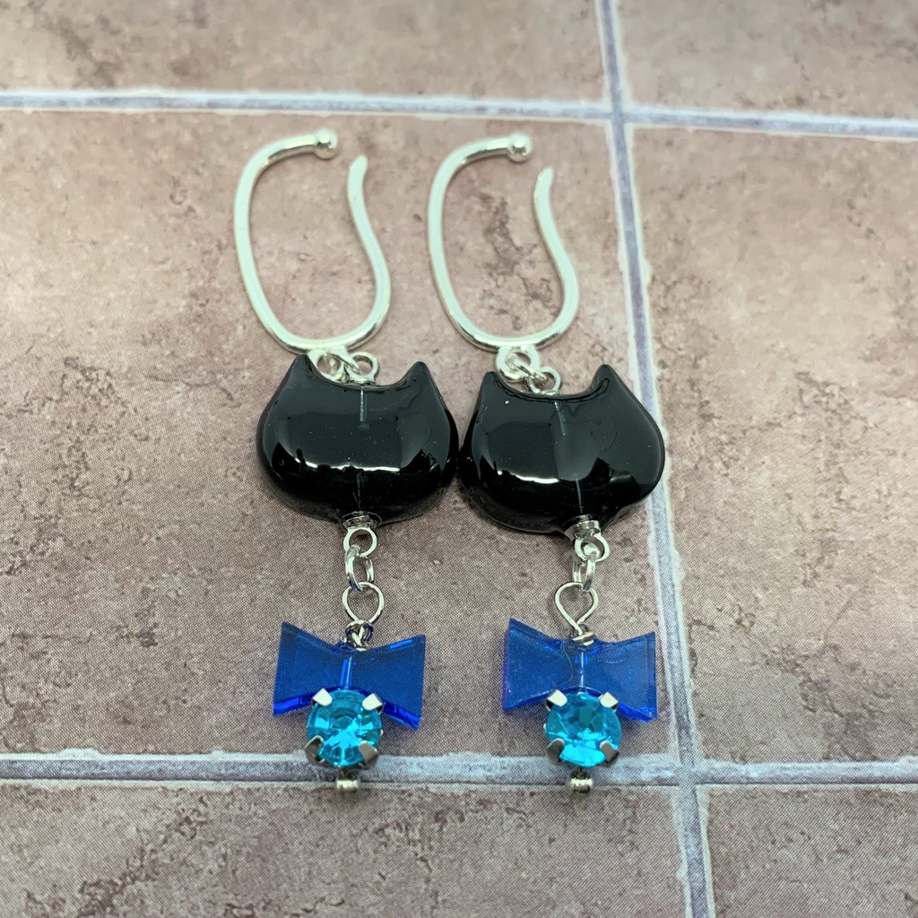 白黒猫イヤーフック