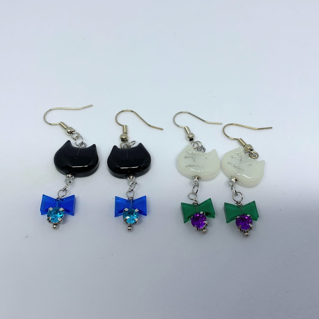 白黒猫イヤーフック