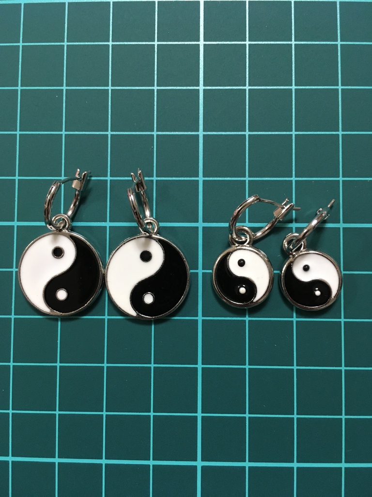 雪代縁のピアス(イヤリング)