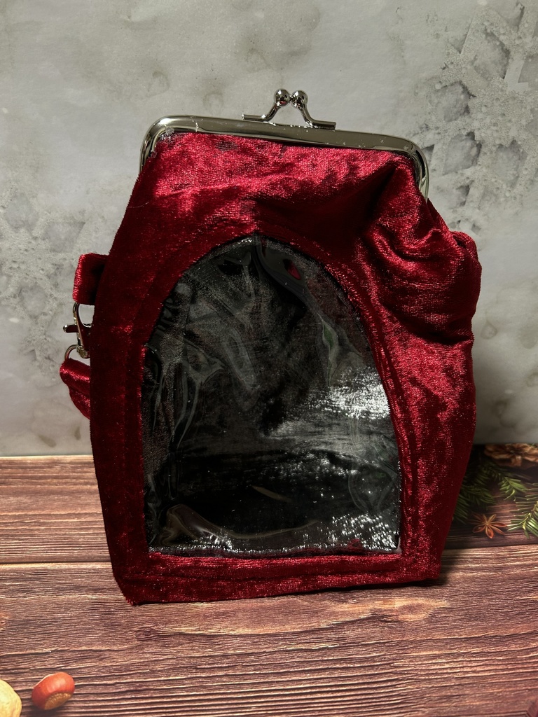 なんかいい感じのぬいポーチ ベロア