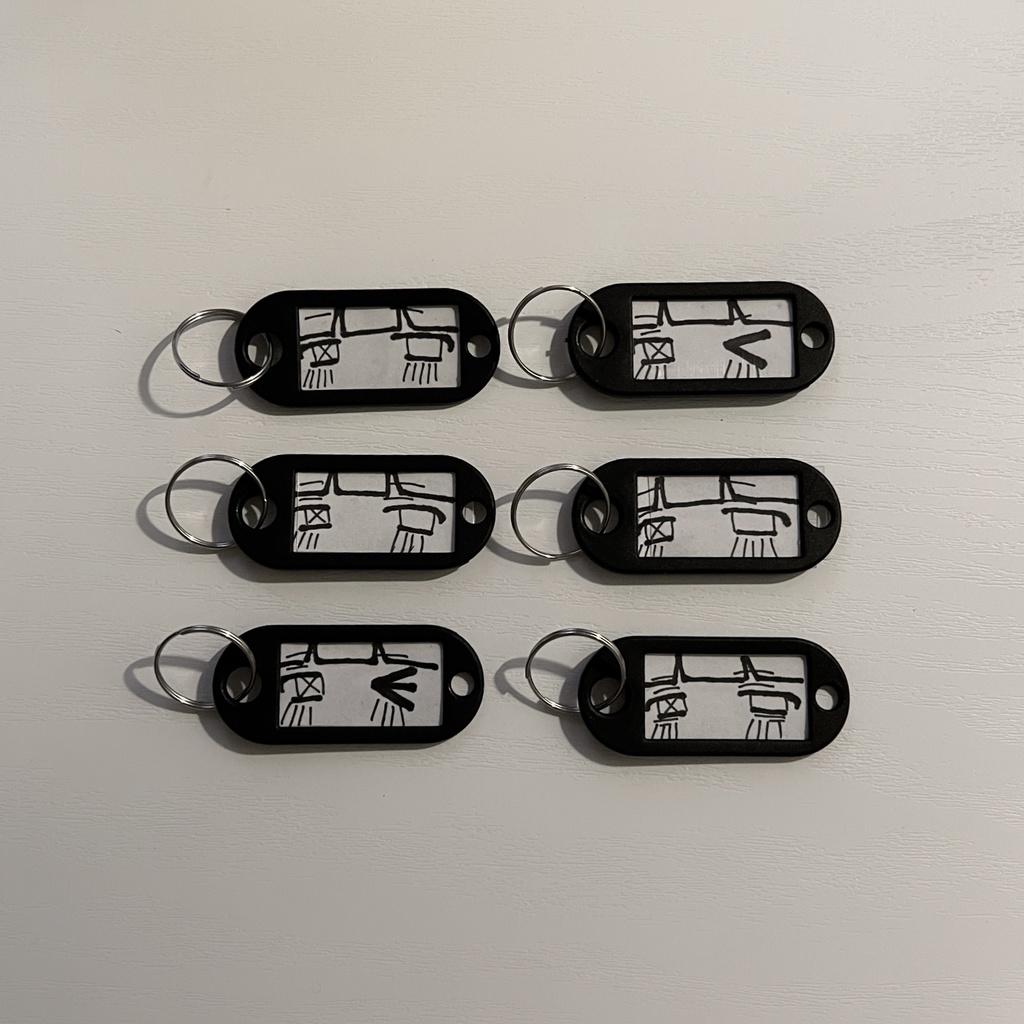 【ランダム】原画ネームプレートキーホルダー