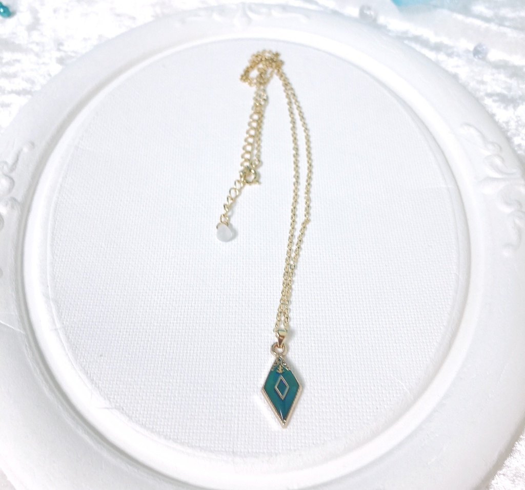 鱗風ネックレス