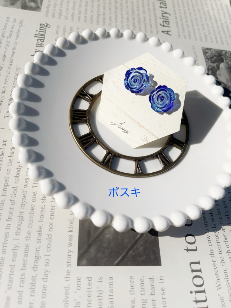 薔薇の指輪と耳飾り(2階)