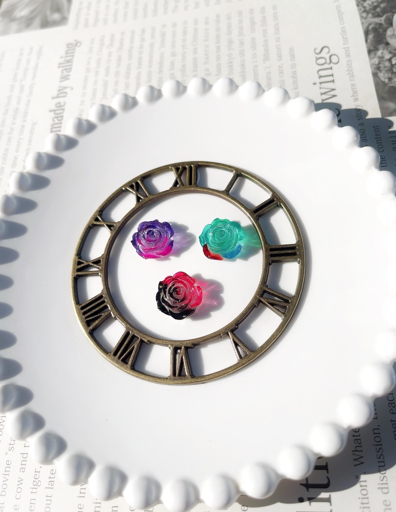 薔薇の指輪と耳飾り(3階)