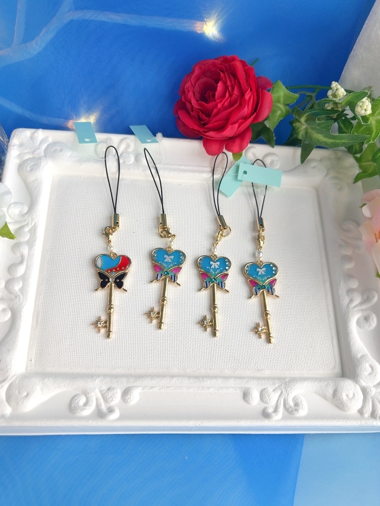 合鍵ストラップ