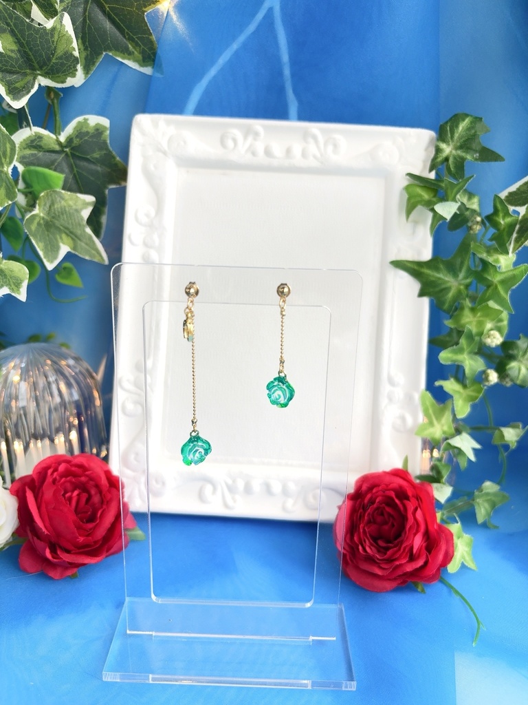 バスティン ミニ薔薇アクセ