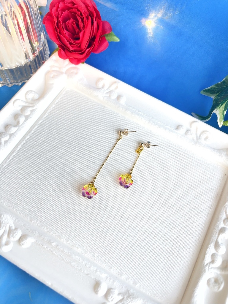 ロノ ミニ薔薇アクセ