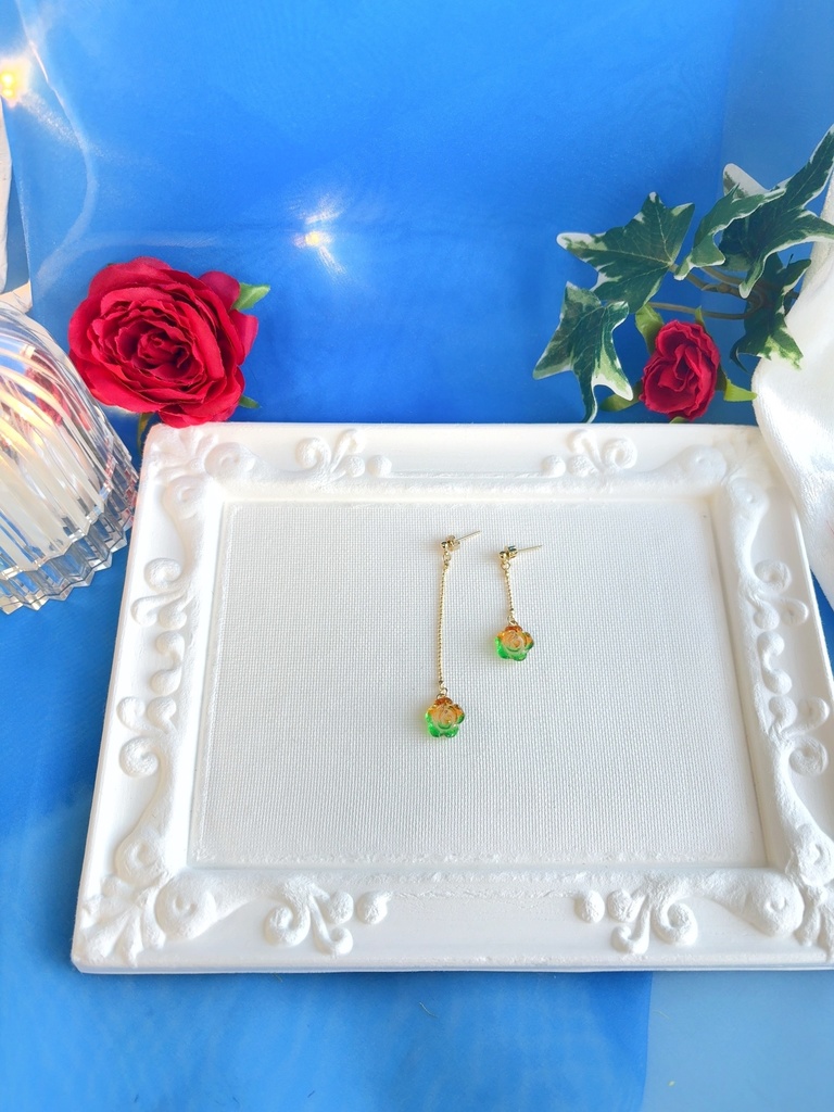 テディ ミニ薔薇アクセ