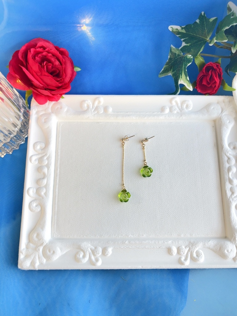 ハナマル ミニ薔薇アクセ