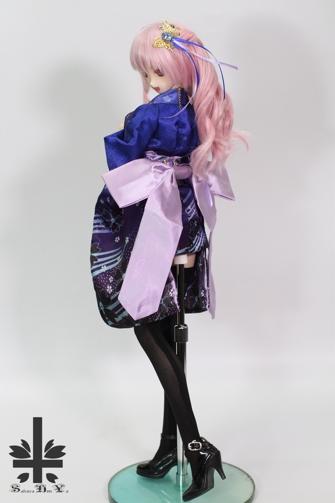 ☆SPECIAL OFFER☆ 華麗短い和服 《青。舞桜》(送料無料)