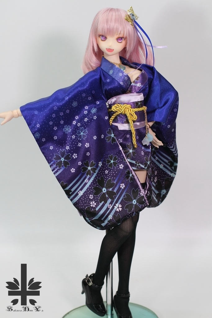 ☆SPECIAL OFFER☆ 華麗短い和服 《青。舞桜》(送料無料)