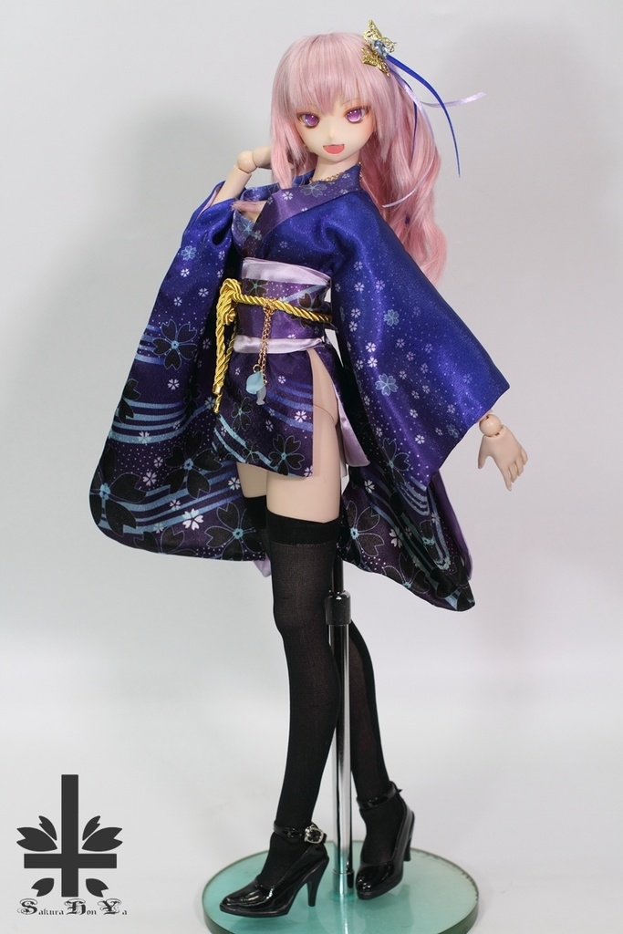 ☆SPECIAL OFFER☆ 華麗短い和服 《青。舞桜》(送料無料)