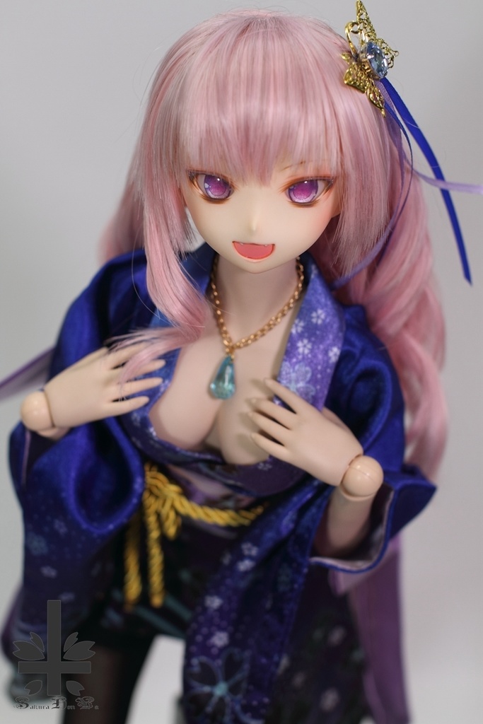 ☆SPECIAL OFFER☆ 華麗短い和服 《青。舞桜》(送料無料)