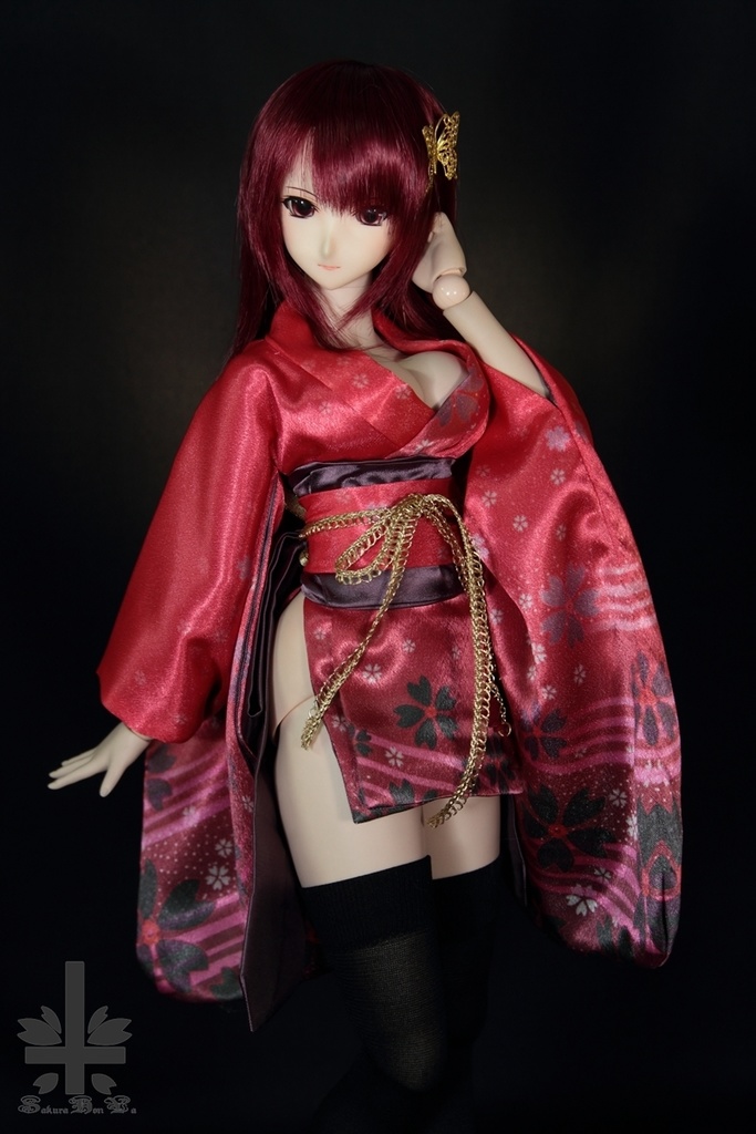 ☆SPECIAL OFFER☆ 華麗短い和服 《赤。舞桜》(送料無料)