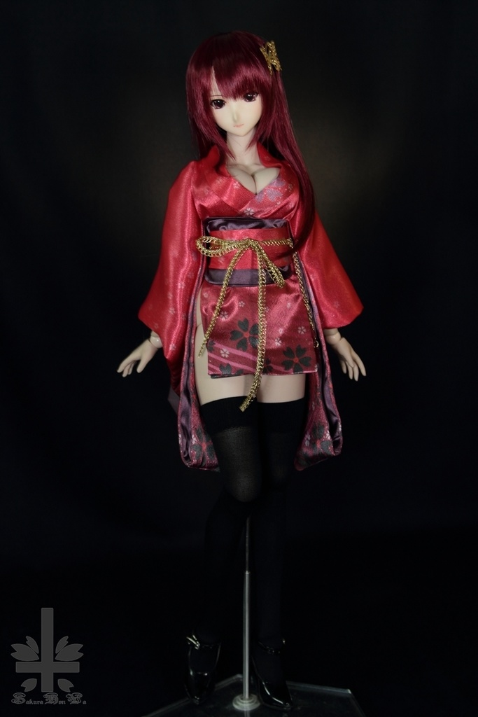 ☆SPECIAL OFFER☆ 華麗短い和服 《赤。舞桜》(送料無料)