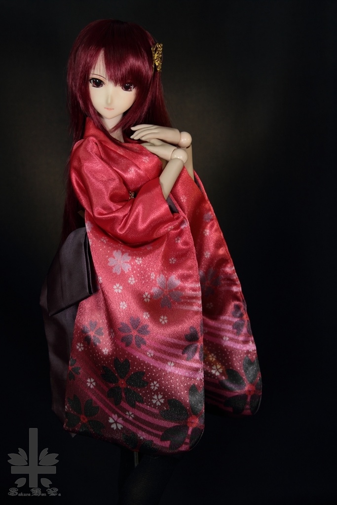 ☆SPECIAL OFFER☆ 華麗短い和服 《赤。舞桜》(送料無料)