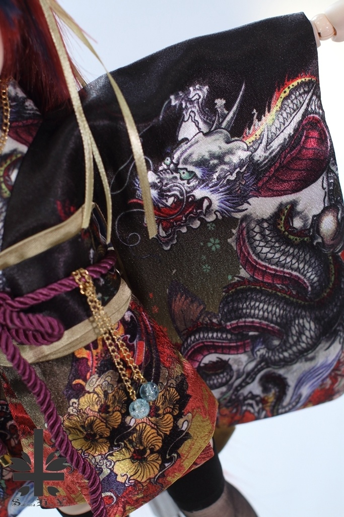 [MDD]★SPECIAL OFFER★華麗短い和服《魍魎。龍》(送料無料)