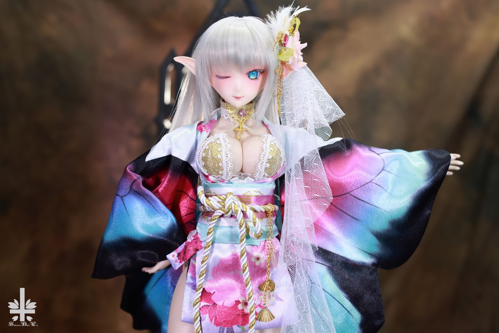 華麗短い和服《恋羽蝶》 ★★ONE OFF★★(送料無料)