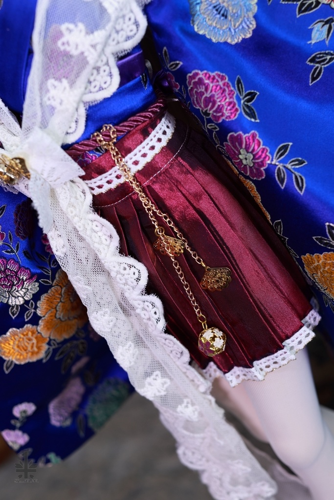 華麗短い和服《夜華》(絹織物)★★ONE OFF★★(送料無料)