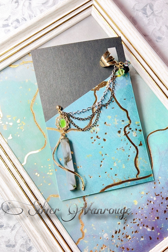 ツイステ ディアソムニア寮イメージ耳飾り