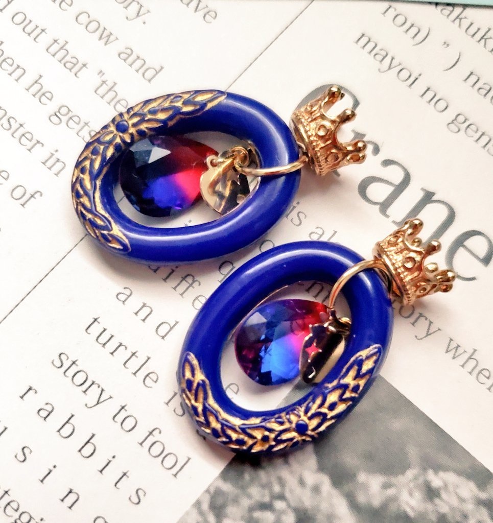 【ハンドメイド】ポムフィオーレイメージネックレス【ツイステ】