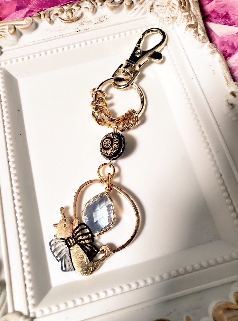 【ハンドメイド】ツイステ グリム イメージ キーホルダー