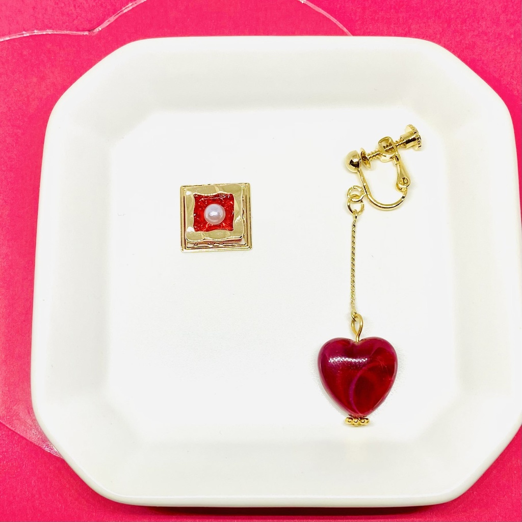 ツヤツヤキュートな耳飾り Jewelrybox Booth