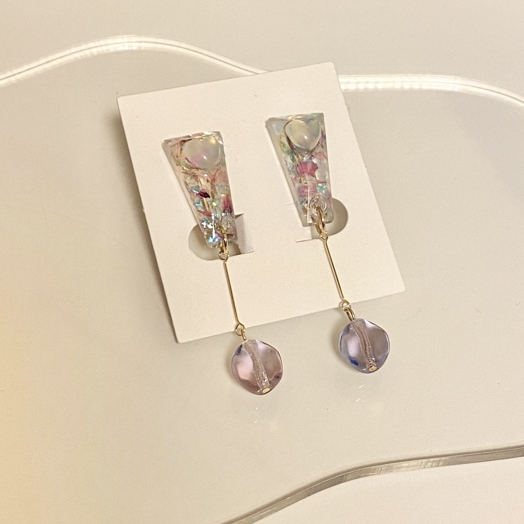 かすみ草ピアス/イヤリング