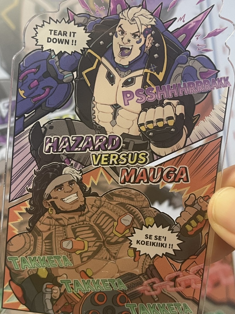 ハザード vs マウガ スマートフォンスタンド Hazard vs Mauga Smartphone Stand