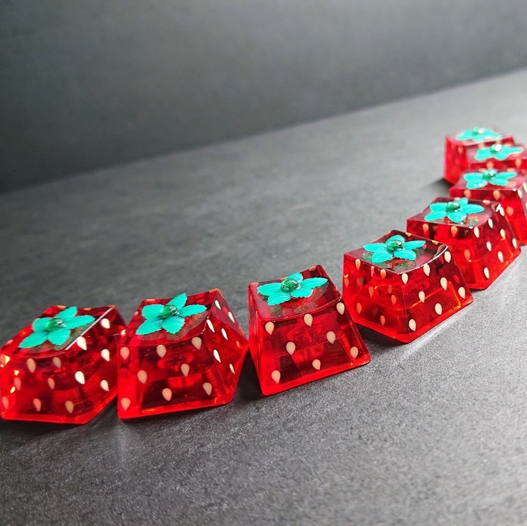 ▷つやめく苺キーキャップ◁