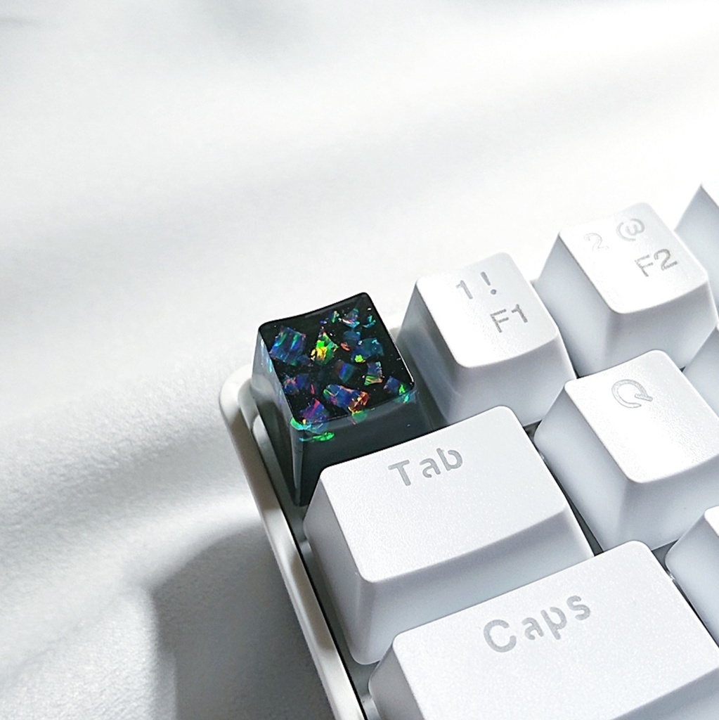 オパールのカケラキーキャップ