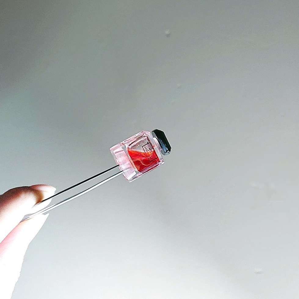 中身が動くインク瓶キーキャップ