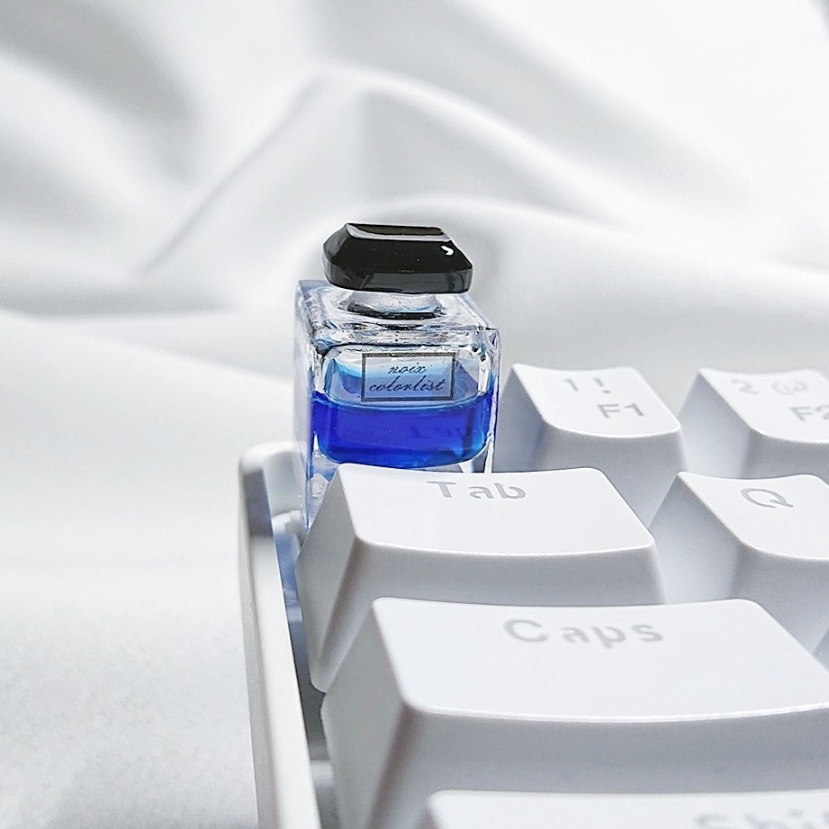 中身が動くインク瓶キーキャップ