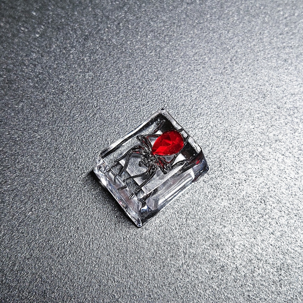 レッドスパイダーキーキャップ(1.25u)